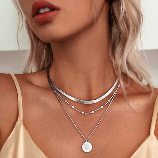 Lunara | Collar profundo