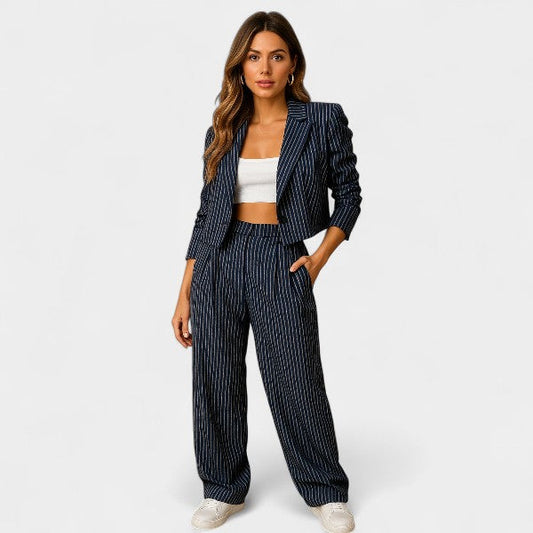 Mireya | Traje de rayas para mujer